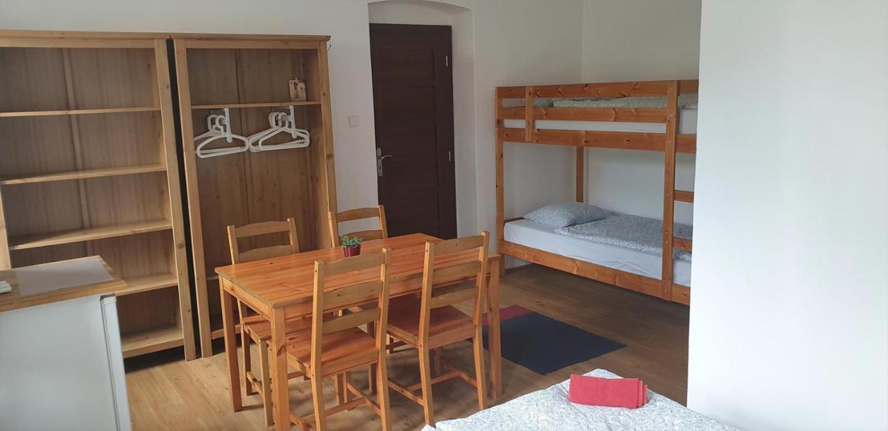 Penzion A Restaurace U Baby Subrovy Hotel Kokorin Luaran gambar